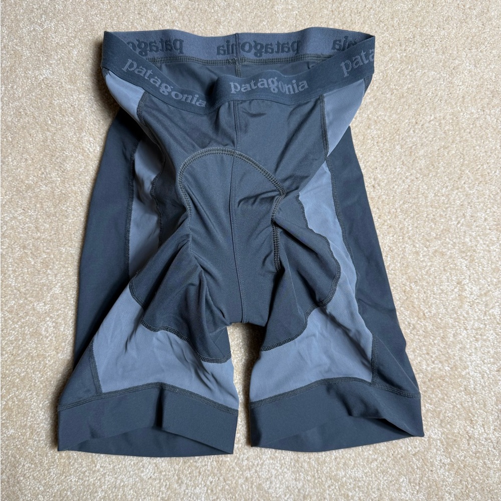 Patagonia Men's Endless Ride cycling‎ padded Liner Shorts grey size S/M